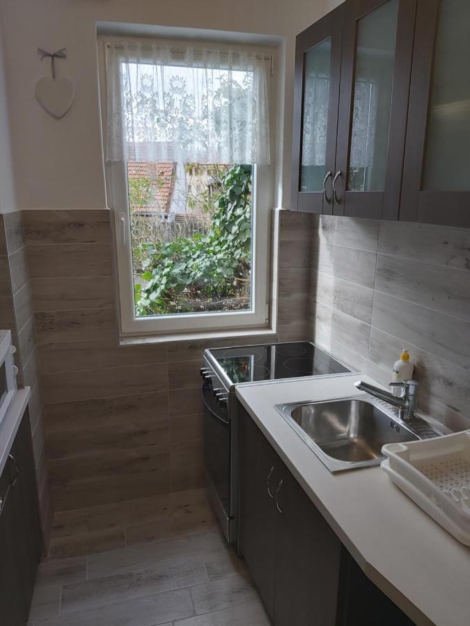 Amira Apartman เอ็กเกอร์ ห้อง รูปภาพ